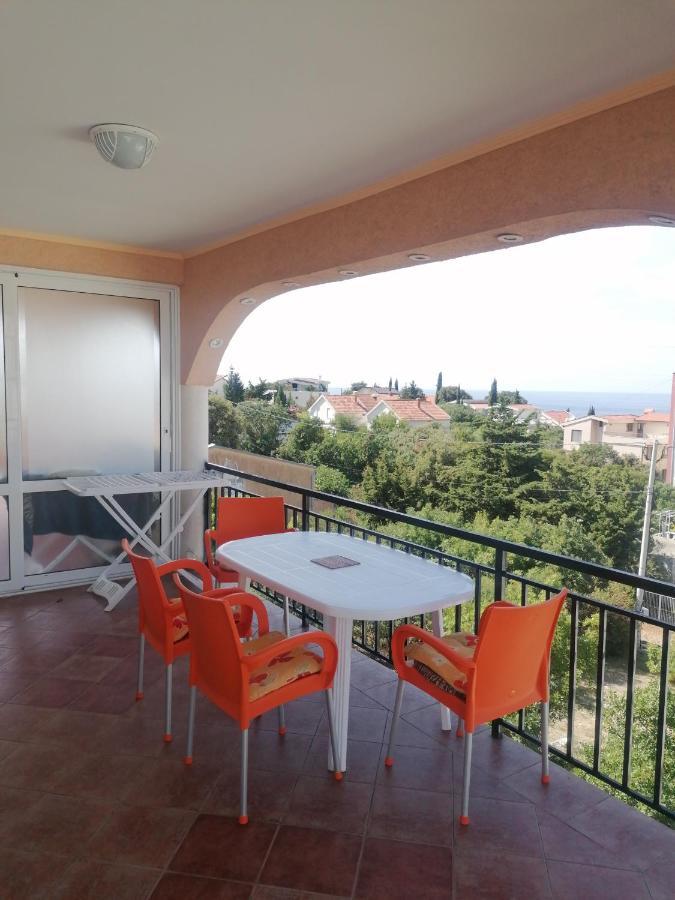 Apartmani Ljubica ウトイェハ エクステリア 写真