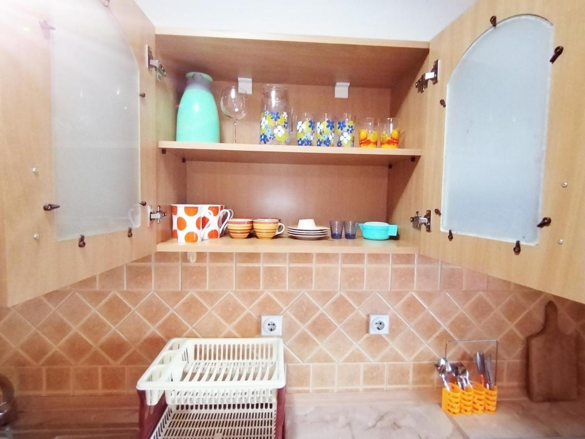 Apartmani Ljubica ウトイェハ エクステリア 写真
