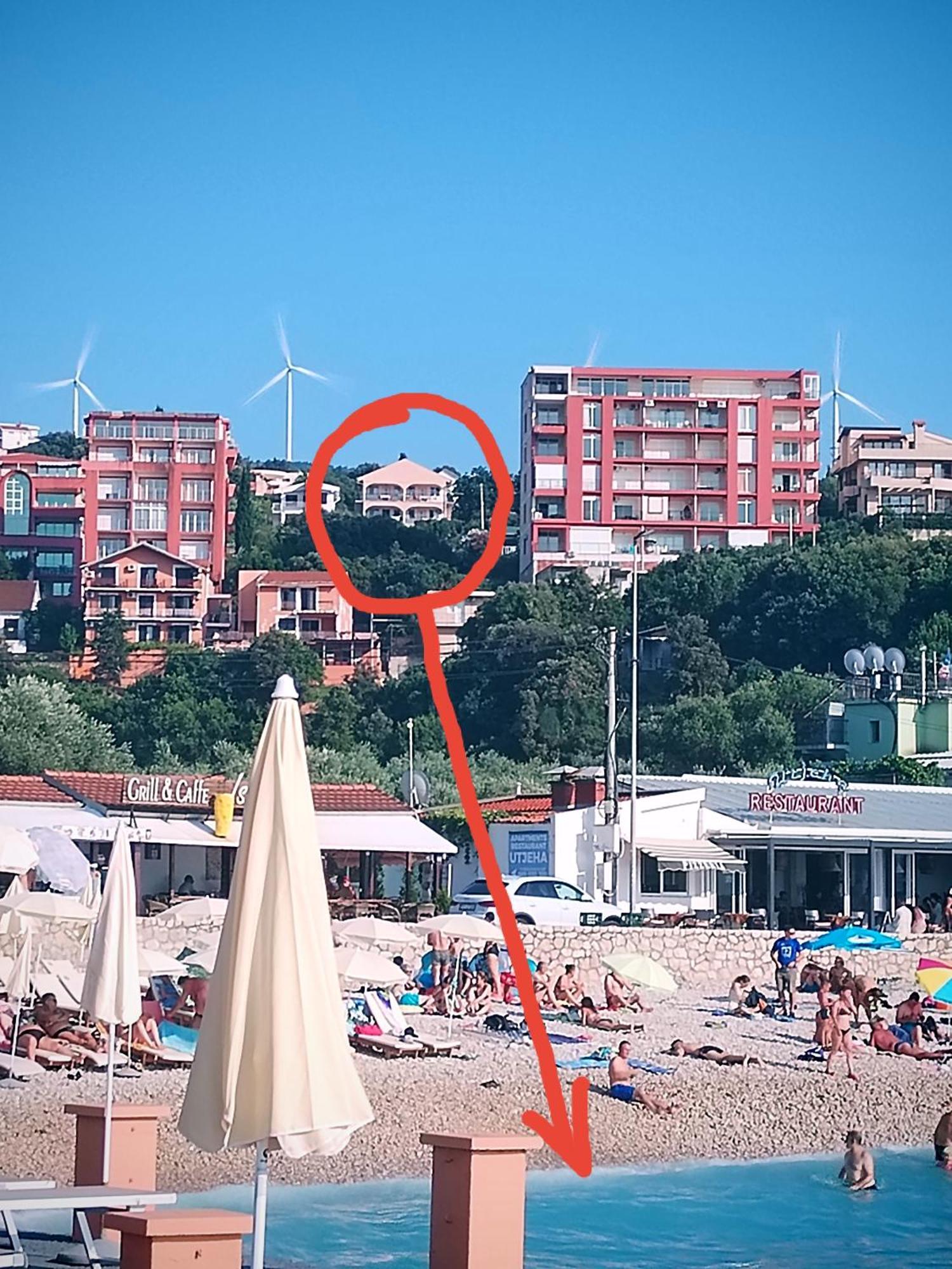 Apartmani Ljubica ウトイェハ エクステリア 写真