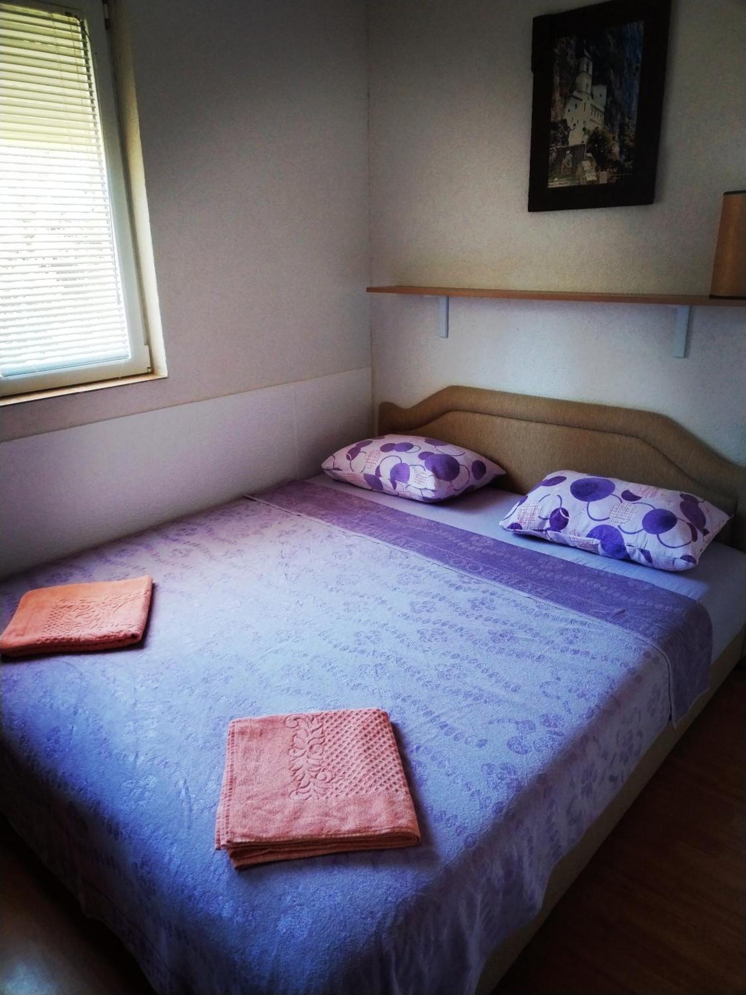 Apartmani Ljubica ウトイェハ エクステリア 写真