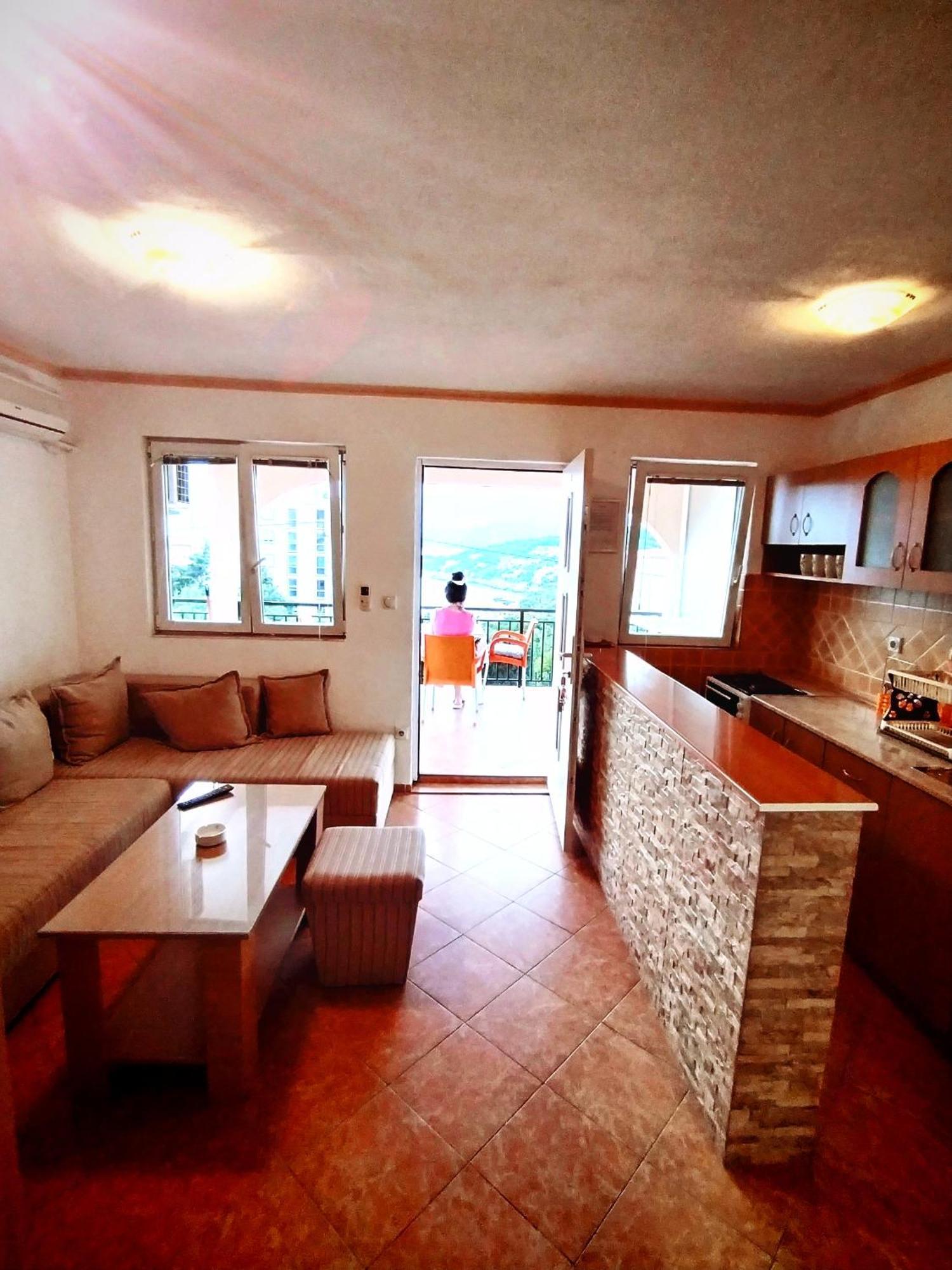 Apartmani Ljubica ウトイェハ エクステリア 写真
